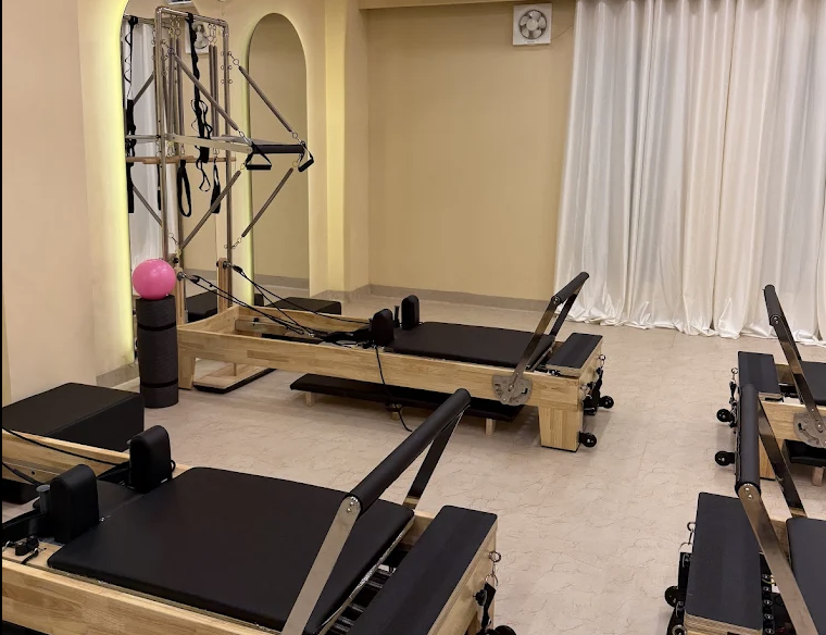 Pilates dLuxe Luxurious French Pilates Studio Noida3