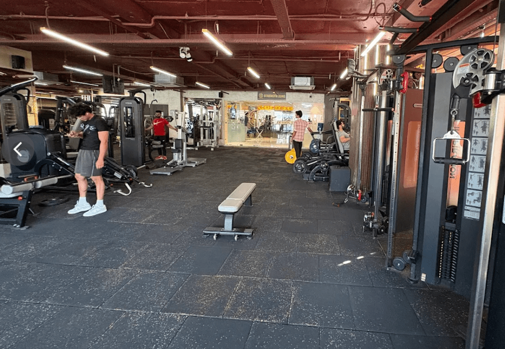 Golds Gym Rajouri Garden Delhi 1 1024x707