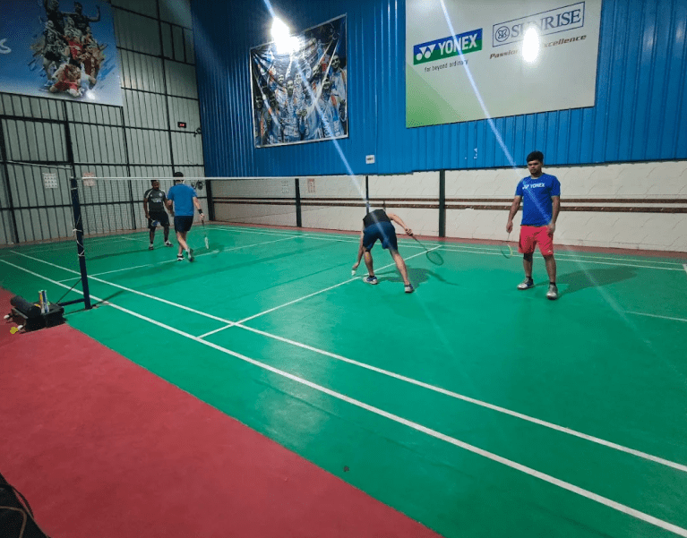 Smash2Play Badminton Academy Saket Delhi 3 768x601