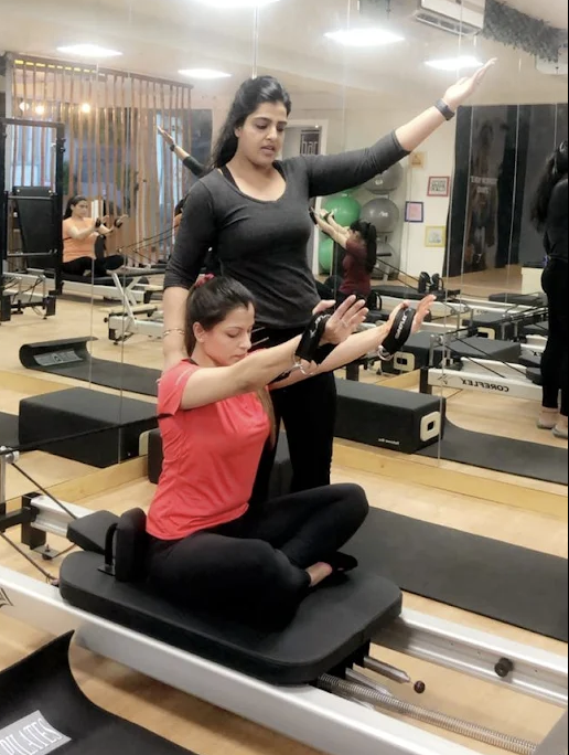 reform studio punjabi bagh delhi