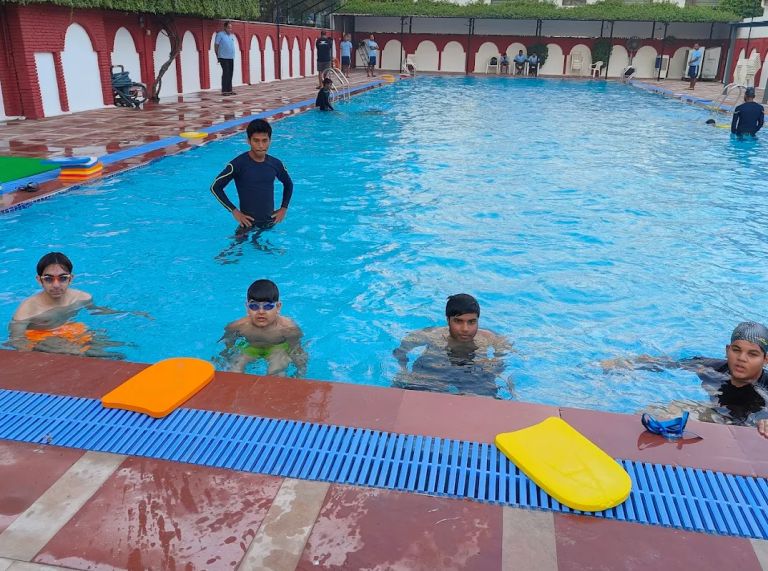 Raj Swimming Academy Delhi 1 768x571